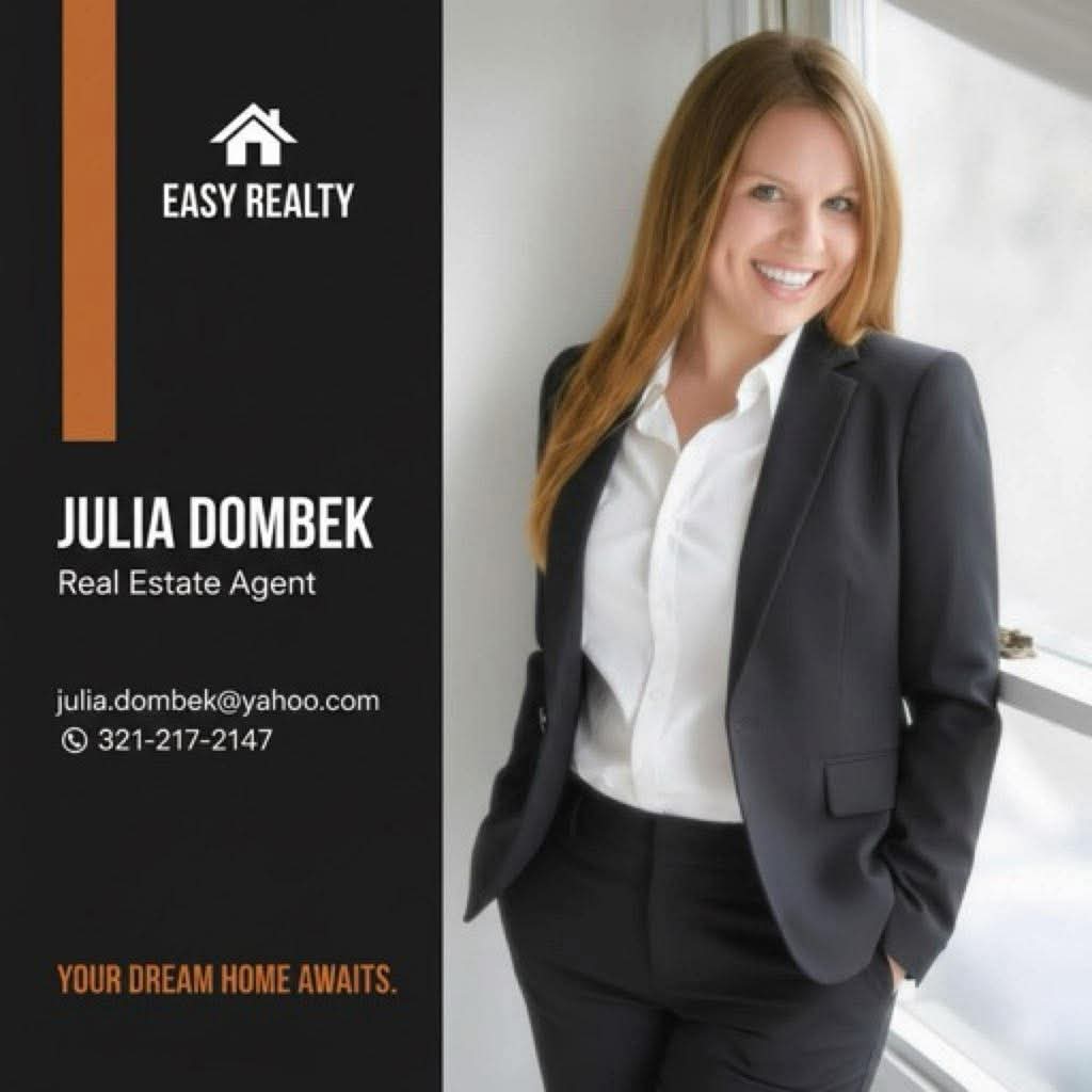 Julia Dombrek, Real Estate Agent